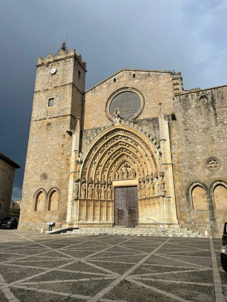 Basilique Castello d'Empúries